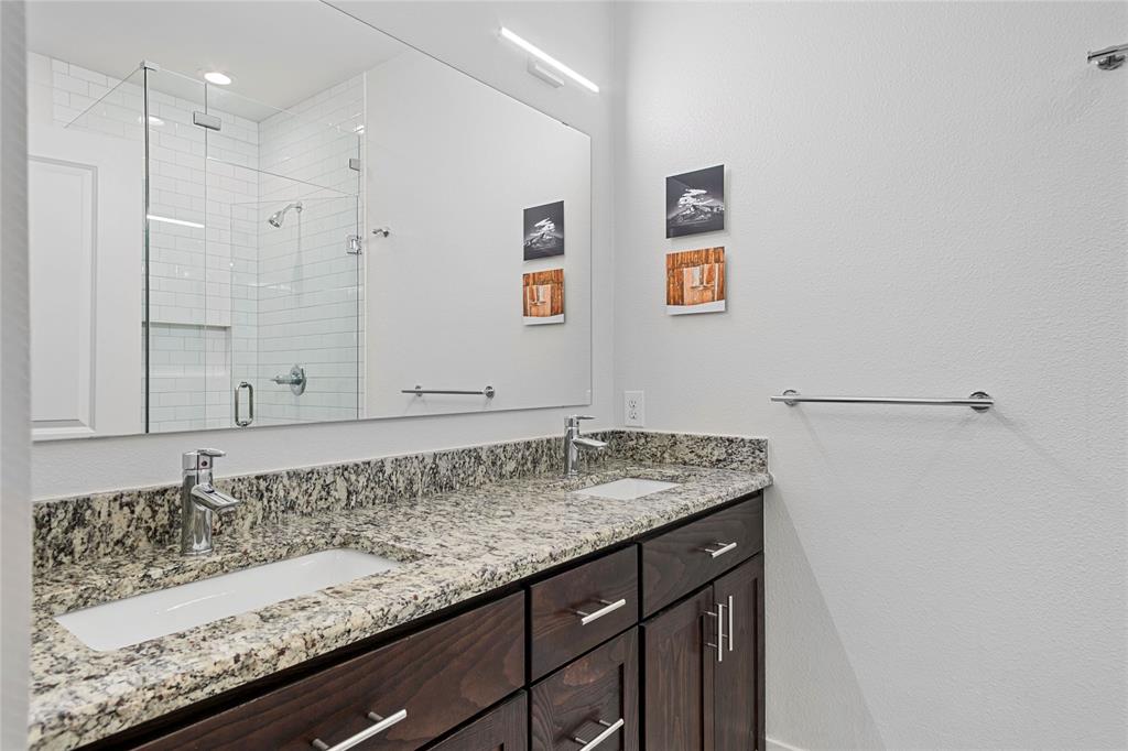 5922 Hudson Condos - Residential