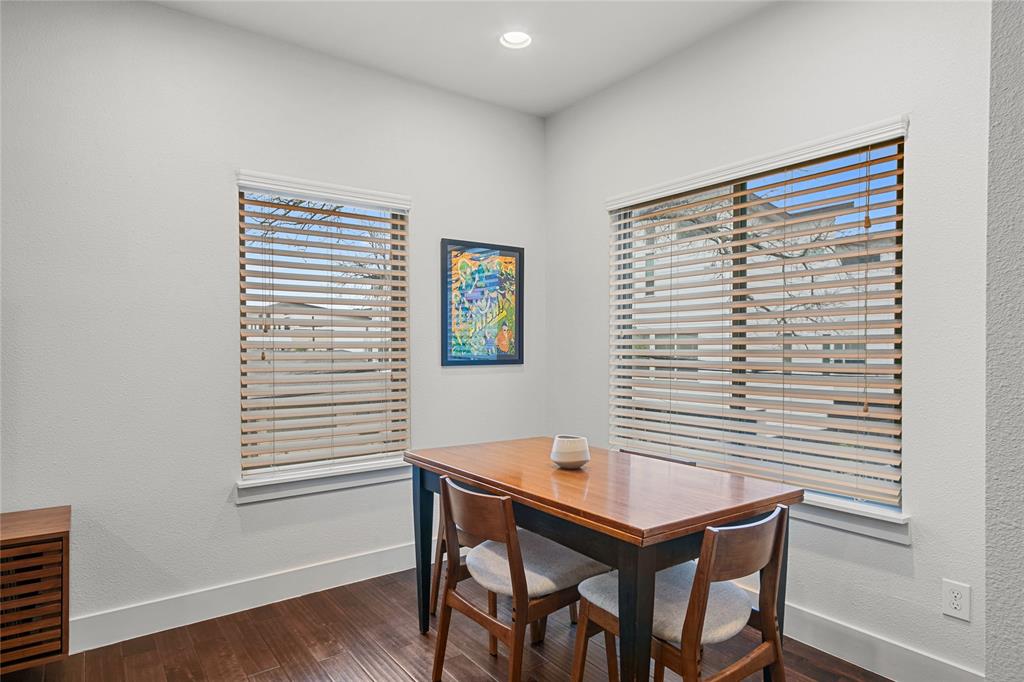 5922 Hudson Condos - Residential