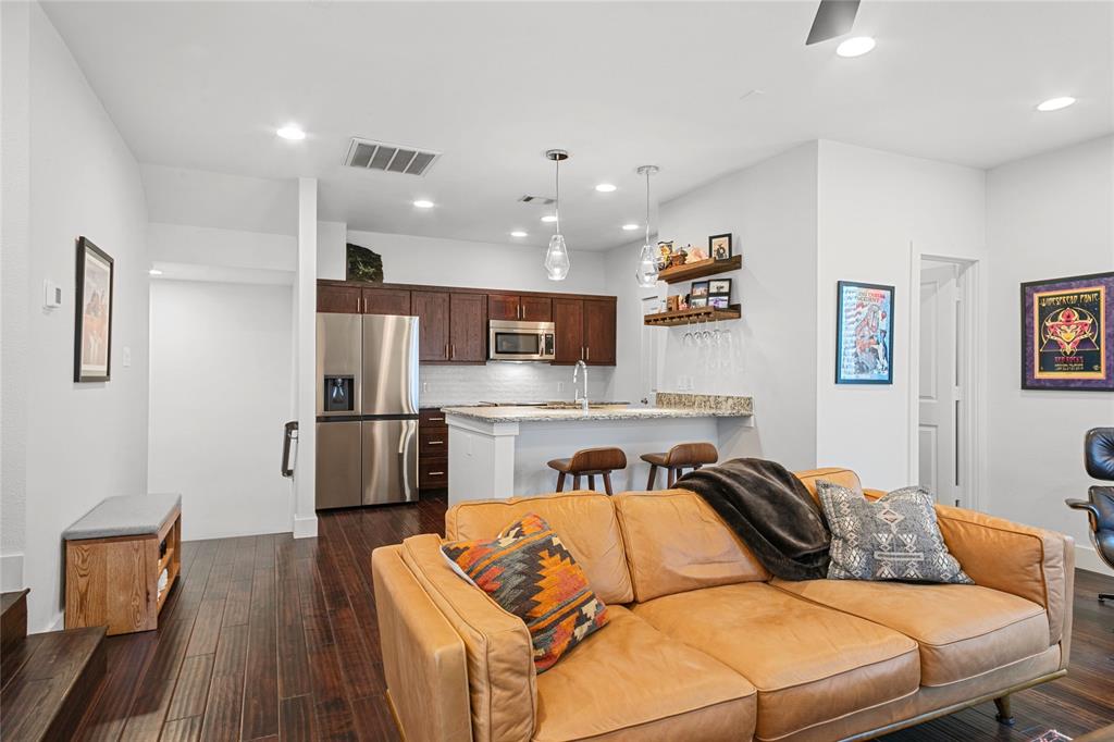 5922 Hudson Condos - Residential