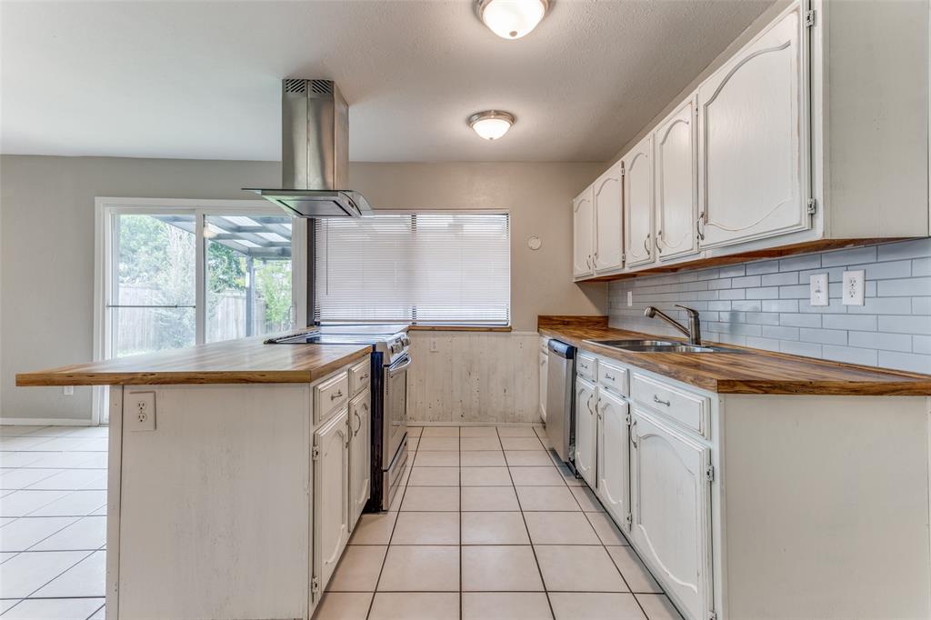 Village Glen 01 - Residential Lease