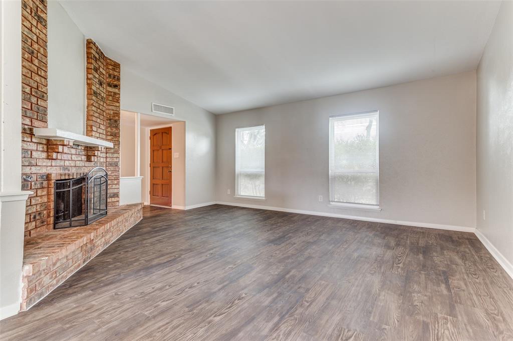 Village Glen 01 - Residential Lease