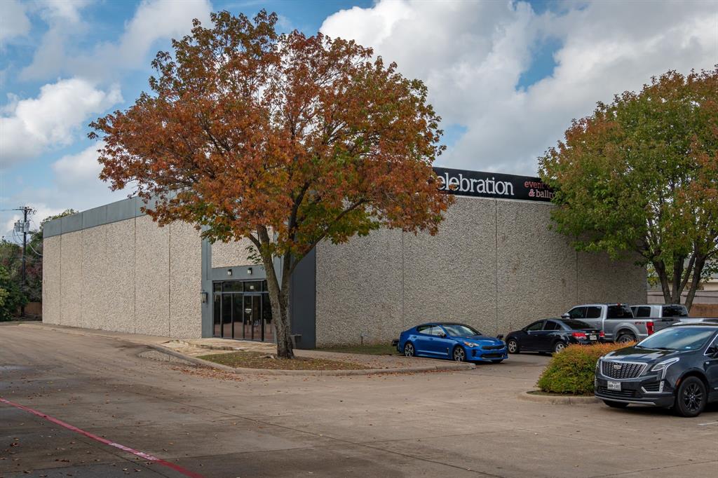 Willowbrook Square Shopping Center - Commercial Sale