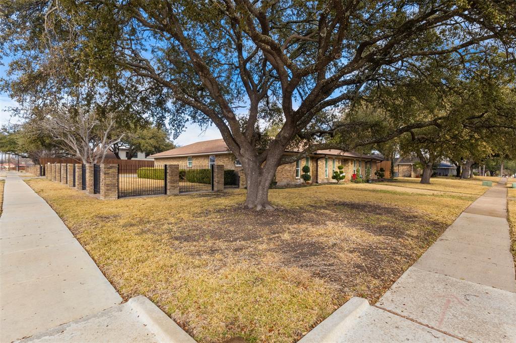 Dal Castle Estates - Residential