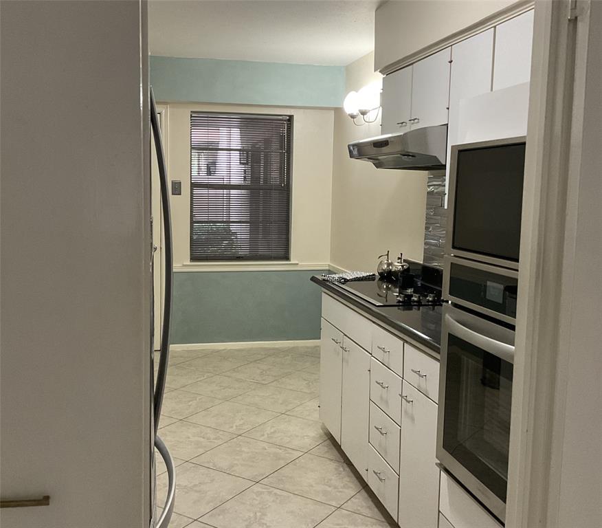 Park Central Condo - Residential