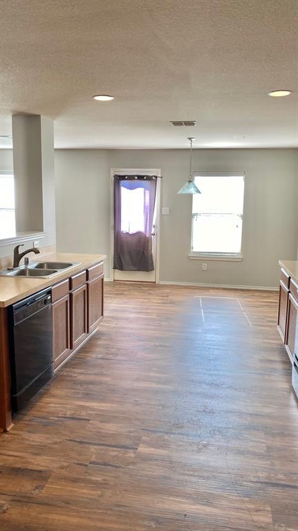 Harriet Creek Ranch Ph V - Residential Lease