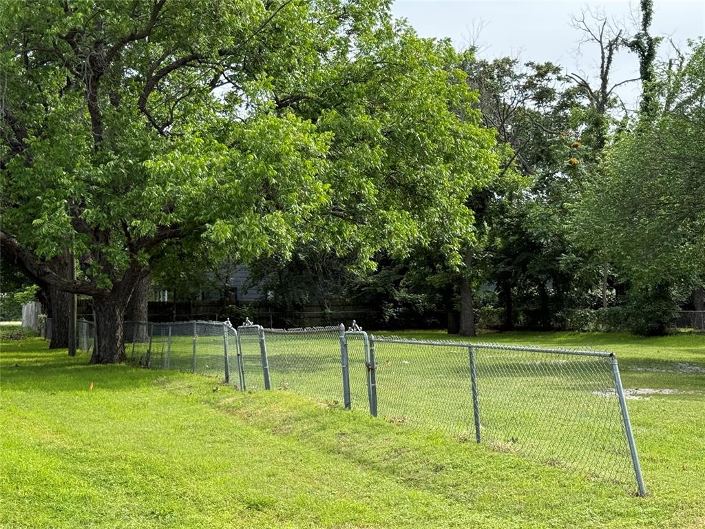 Original Town of Boyd - Land