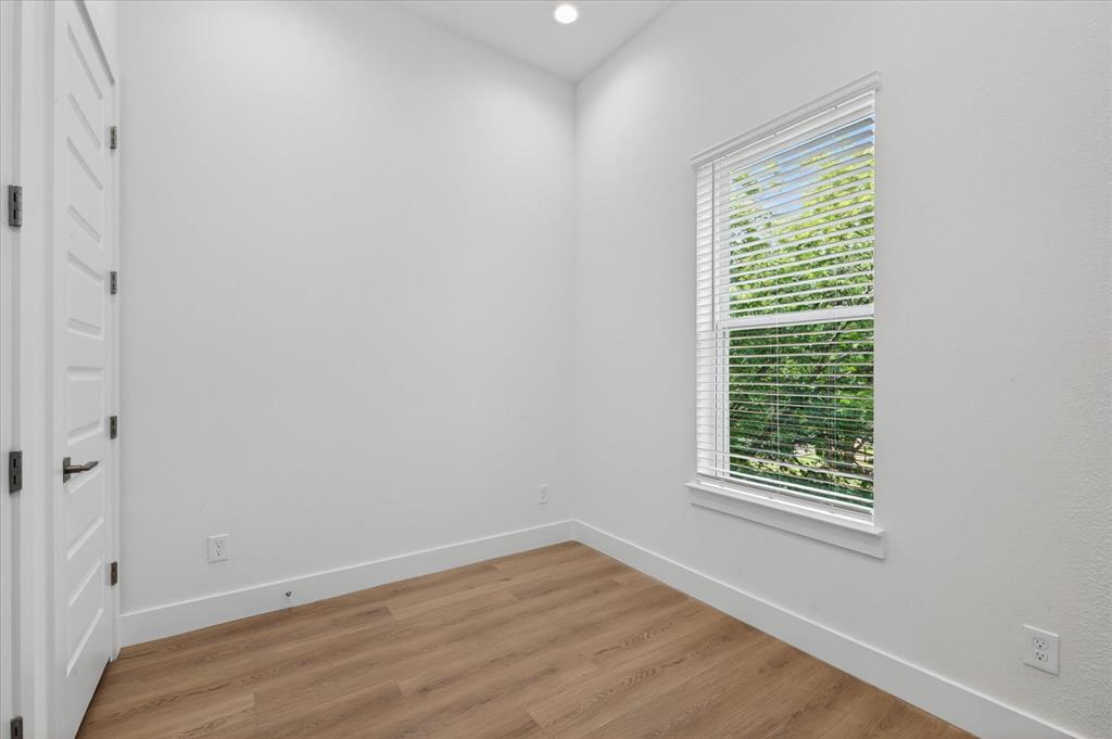 Acreage Estates - Residential