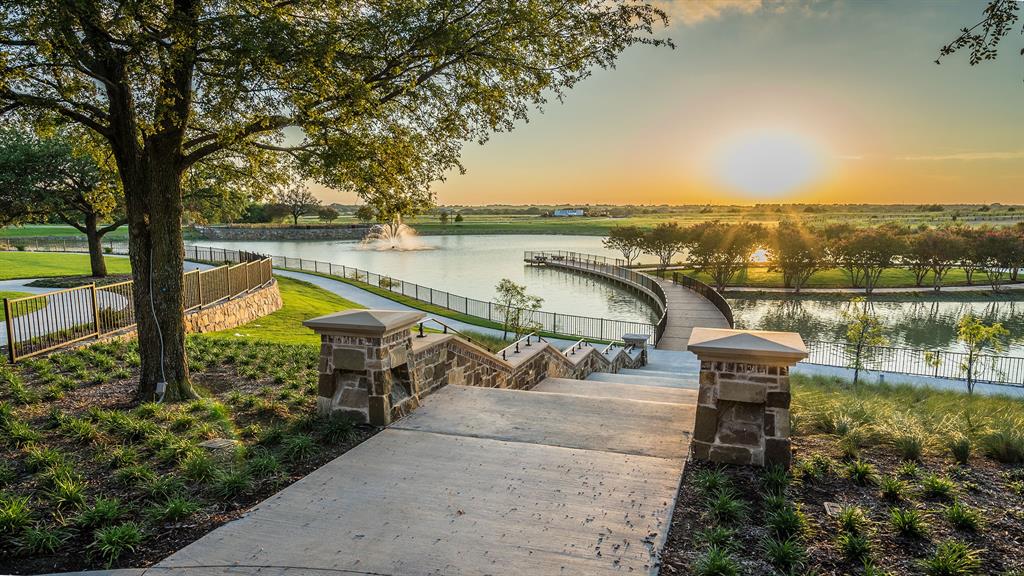 Mustang Lakes - Residential
