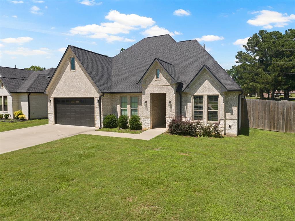 Country Club Estates - Residential