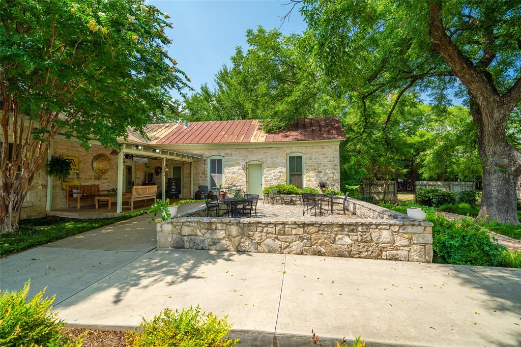 Orig Comanche - Commercial Sale