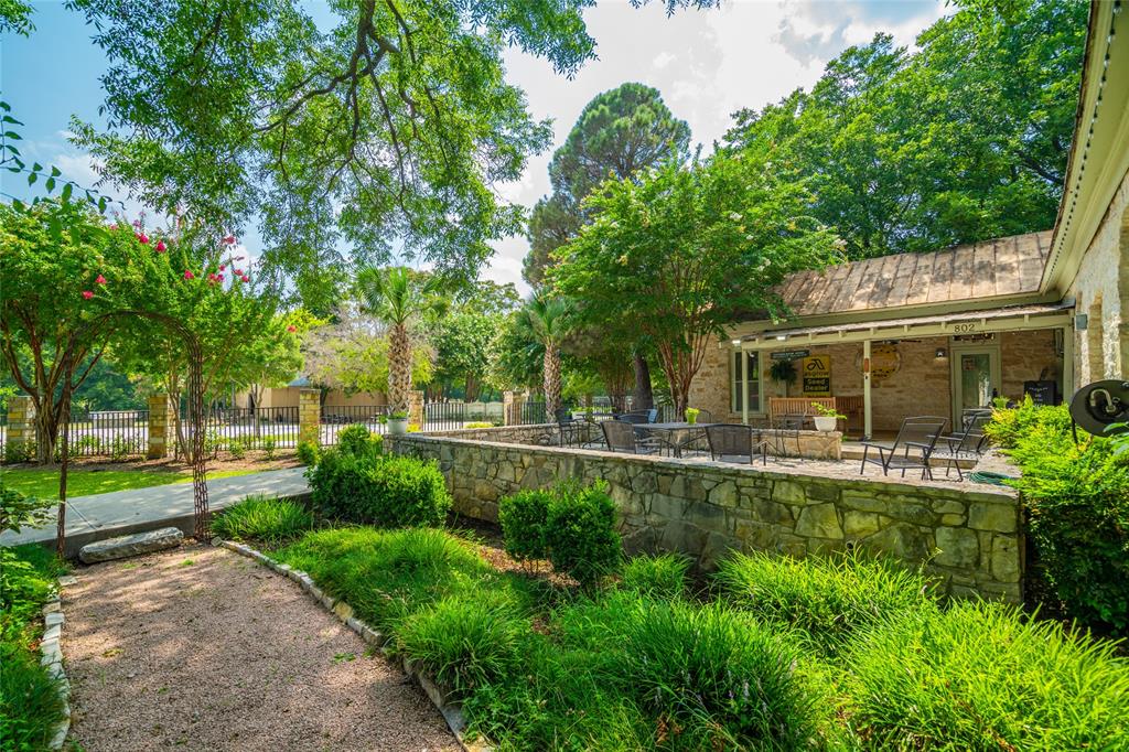 Orig Comanche - Commercial Sale
