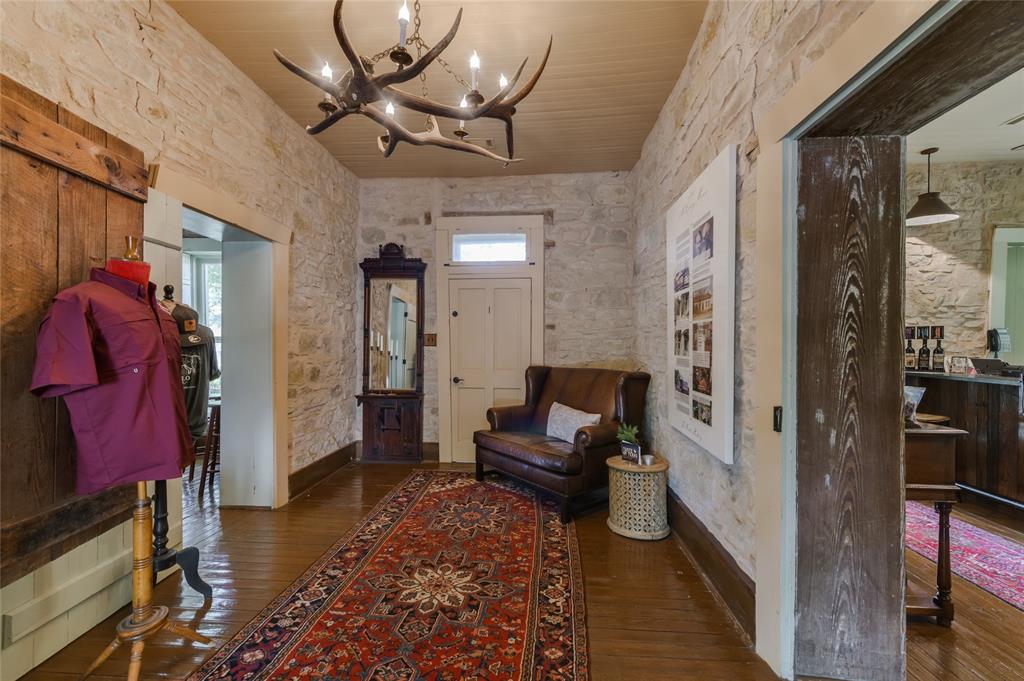 Orig Comanche - Commercial Sale