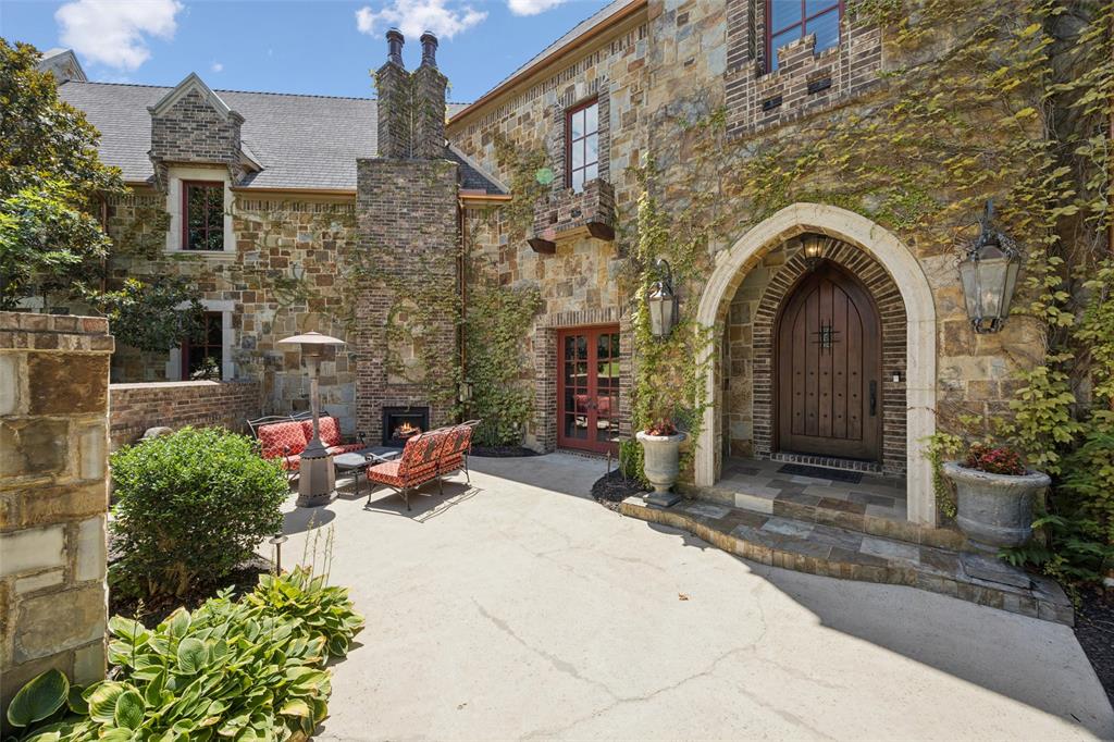 Manors At Waterford The - Residential