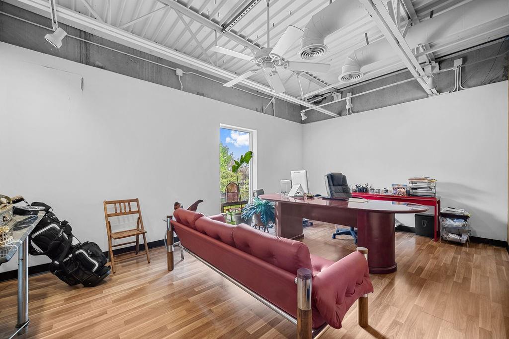 Downtown Dallas - Commercial Sale