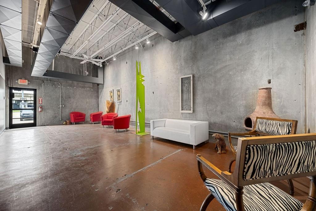 Downtown Dallas - Commercial Sale