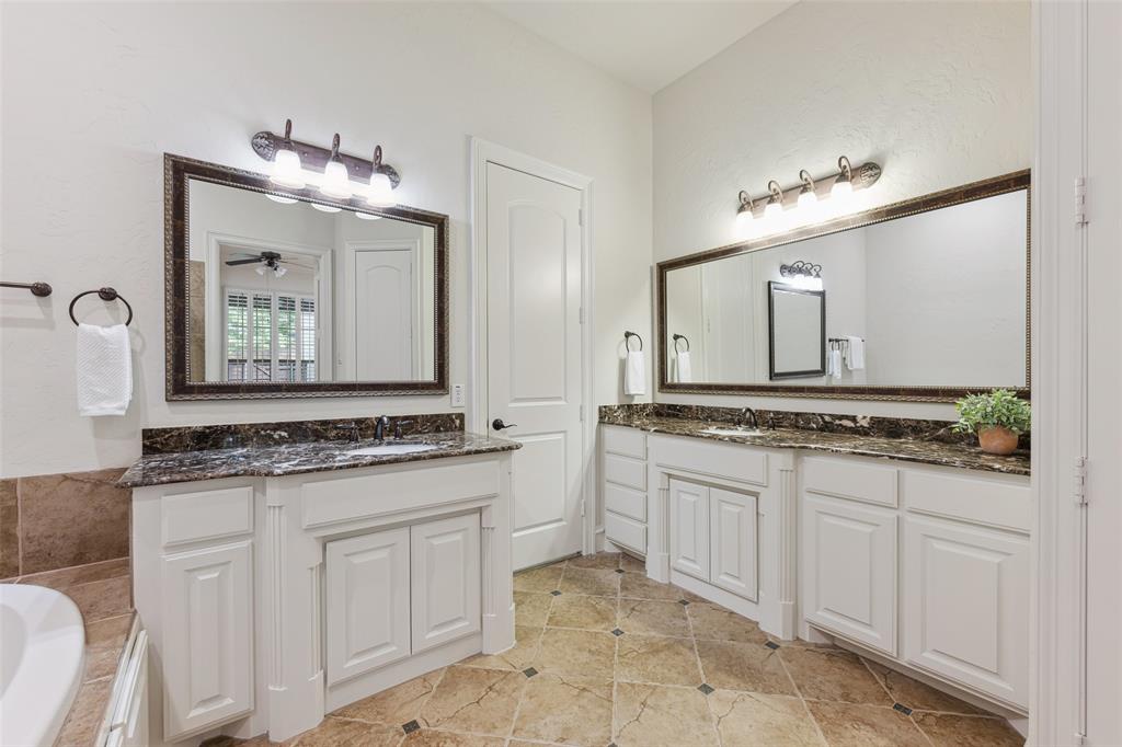 Heritage Oaks Colleyville - Residential