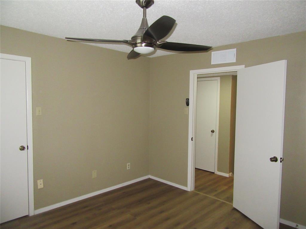 Springtree Crossing Condos - Residential