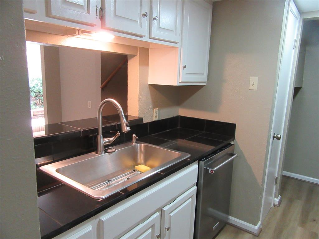 Springtree Crossing Condos - Residential