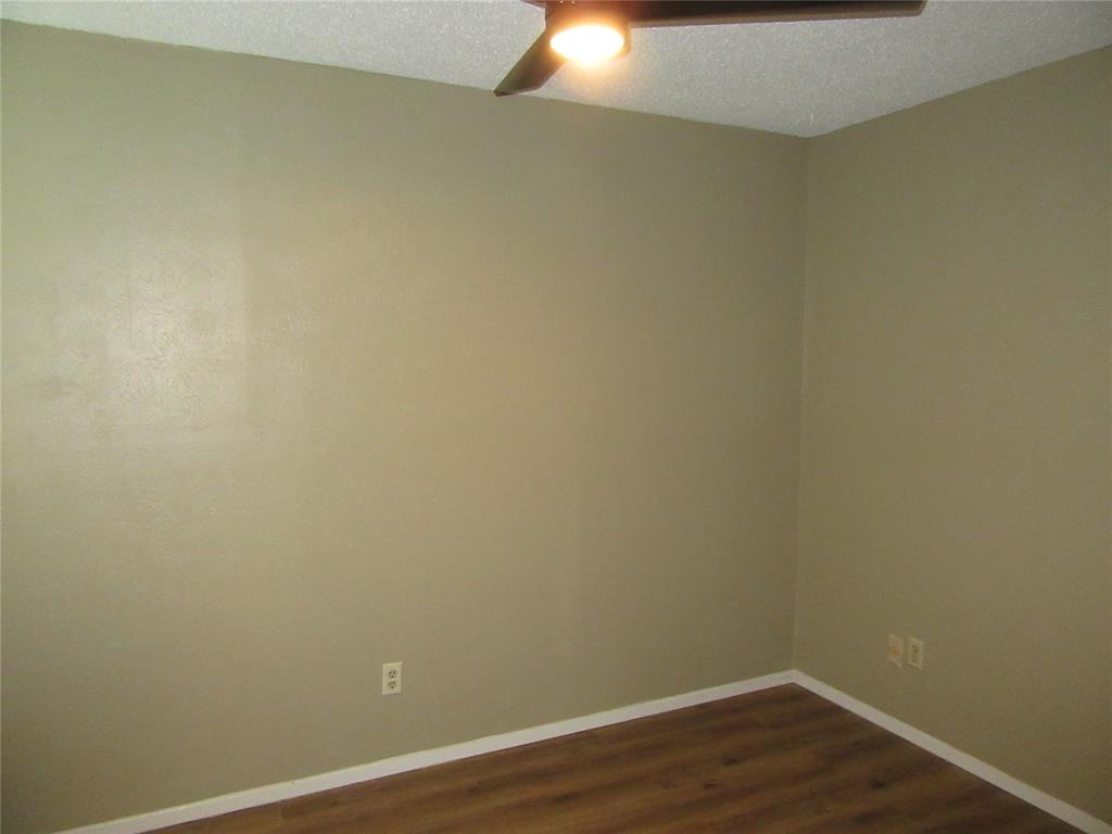 Springtree Crossing Condos - Residential