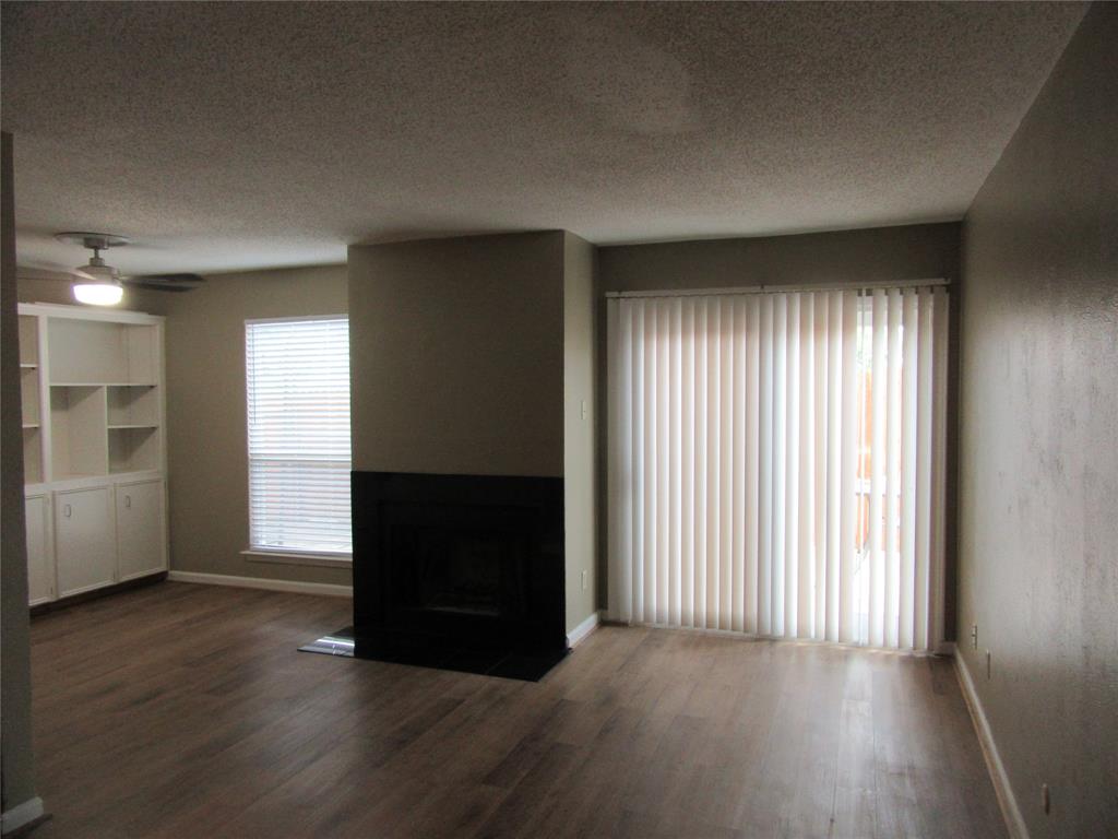 Springtree Crossing Condos - Residential