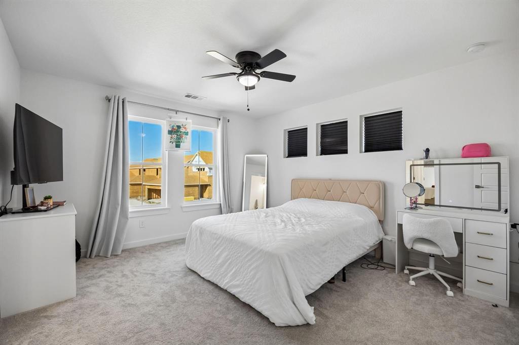 Lake Parc Village - Residential Income