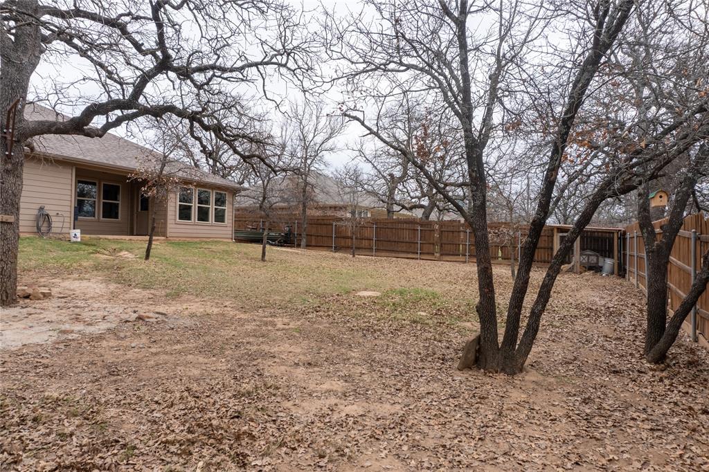 RUNAWAY BAY UNIT 6 - Residential