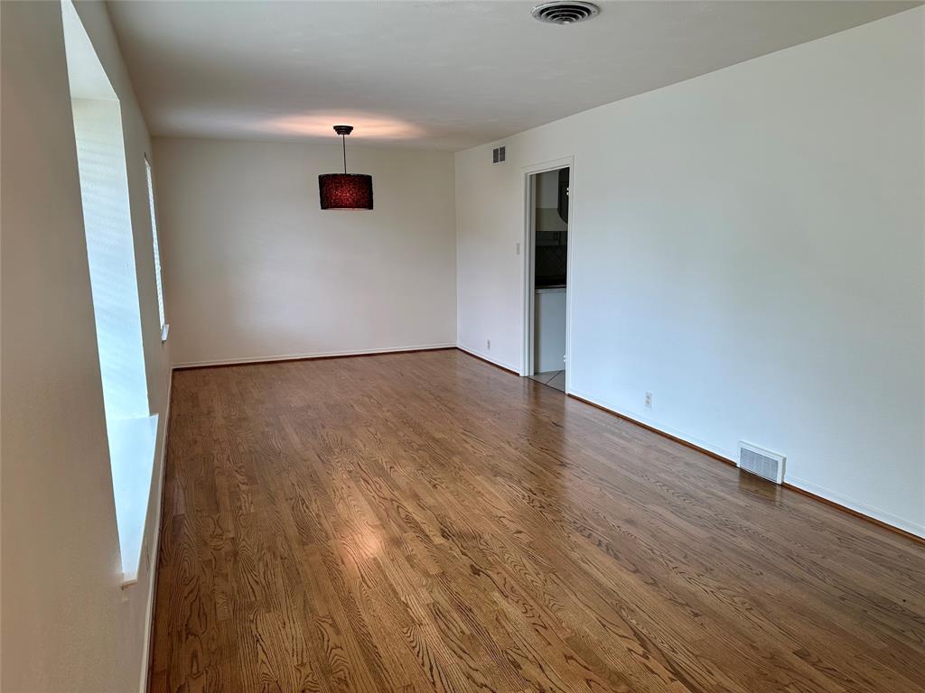 Richardson Heights Add 08 Instl 02 - Residential Lease