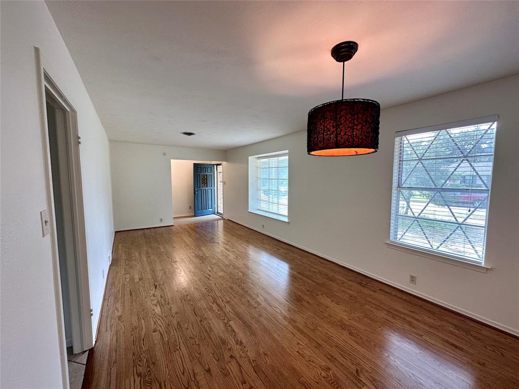 Richardson Heights Add 08 Instl 02 - Residential Lease