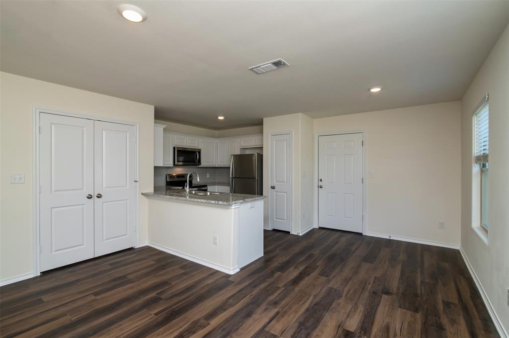 W T SEARS ADDITION - Residential Lease
