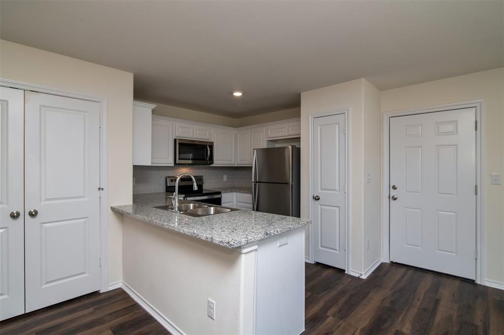 W T SEARS ADDITION - Residential Lease