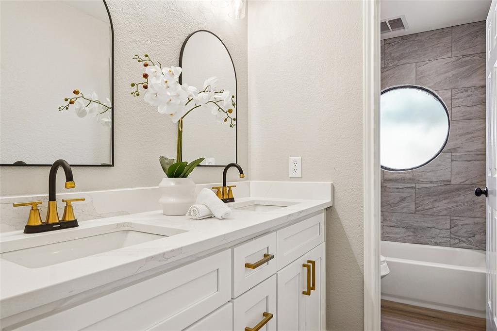 Tiffany Woods Add - Residential