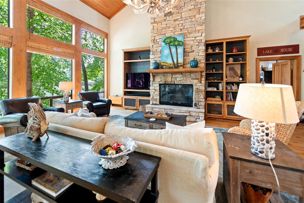 Tall Tree - Residential