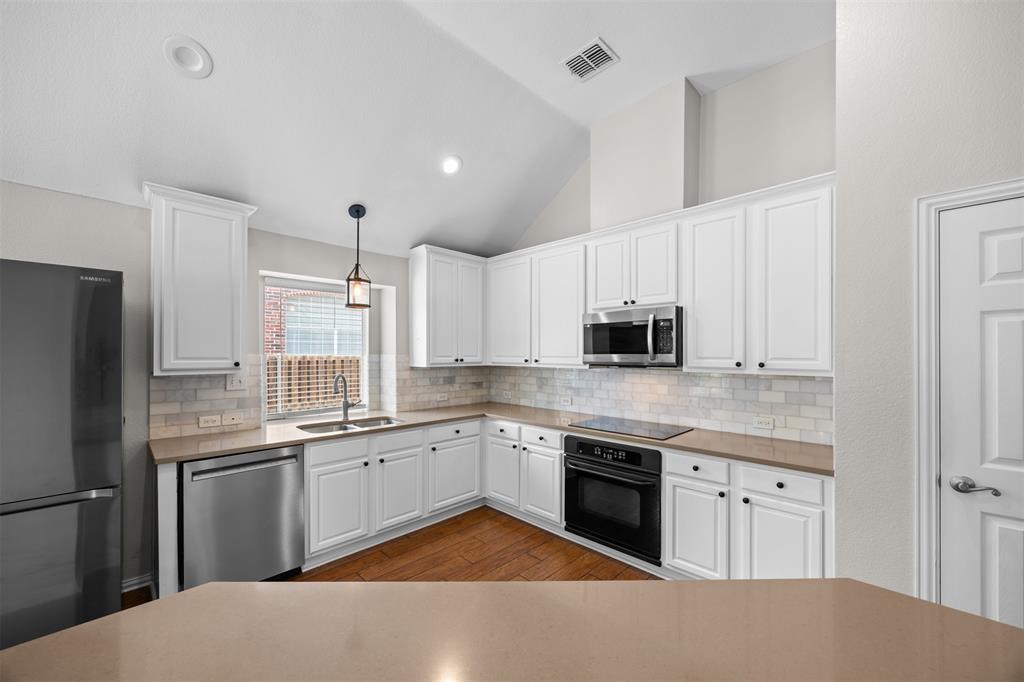 Stonelake Estates West - Residential
