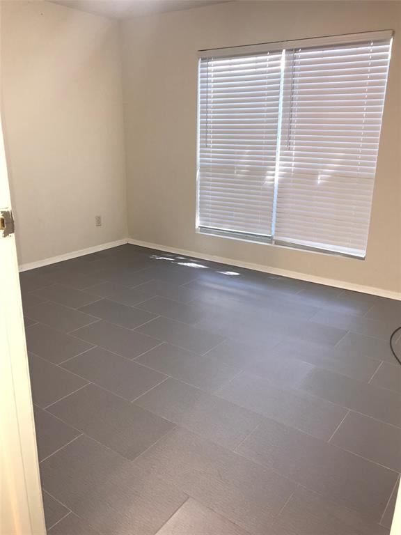 Skyline Park 02 - Residential Lease