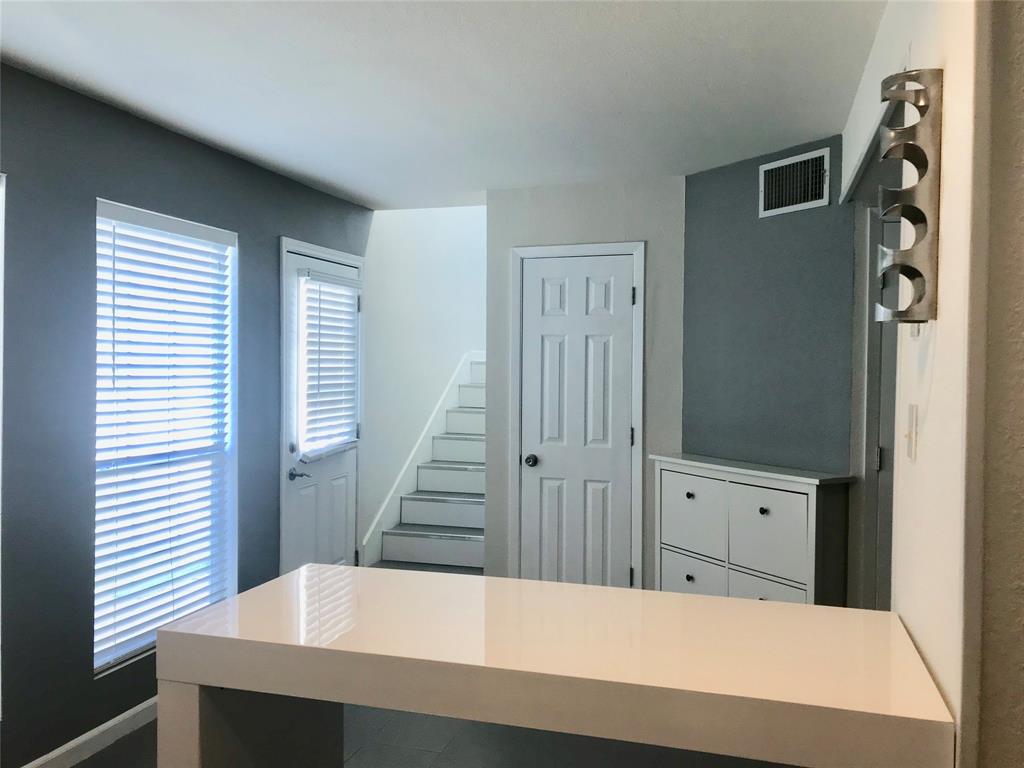 Skyline Park 02 - Residential Lease