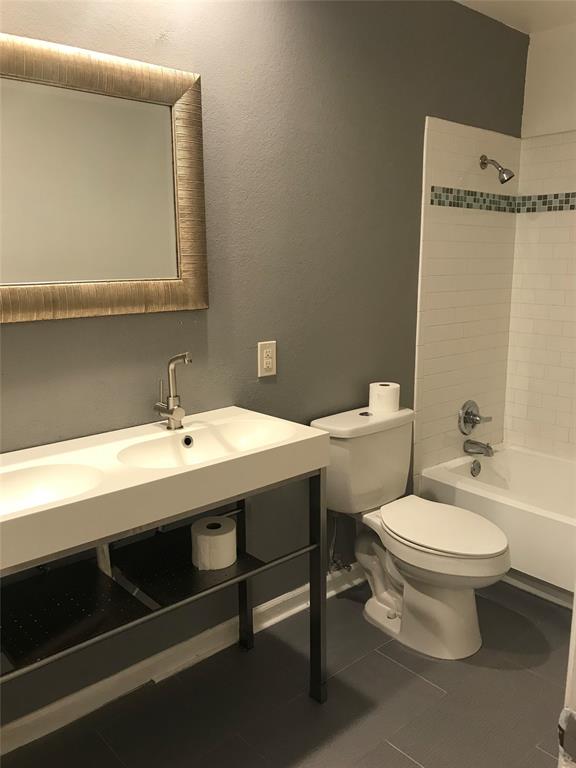 Skyline Park 02 - Residential Lease