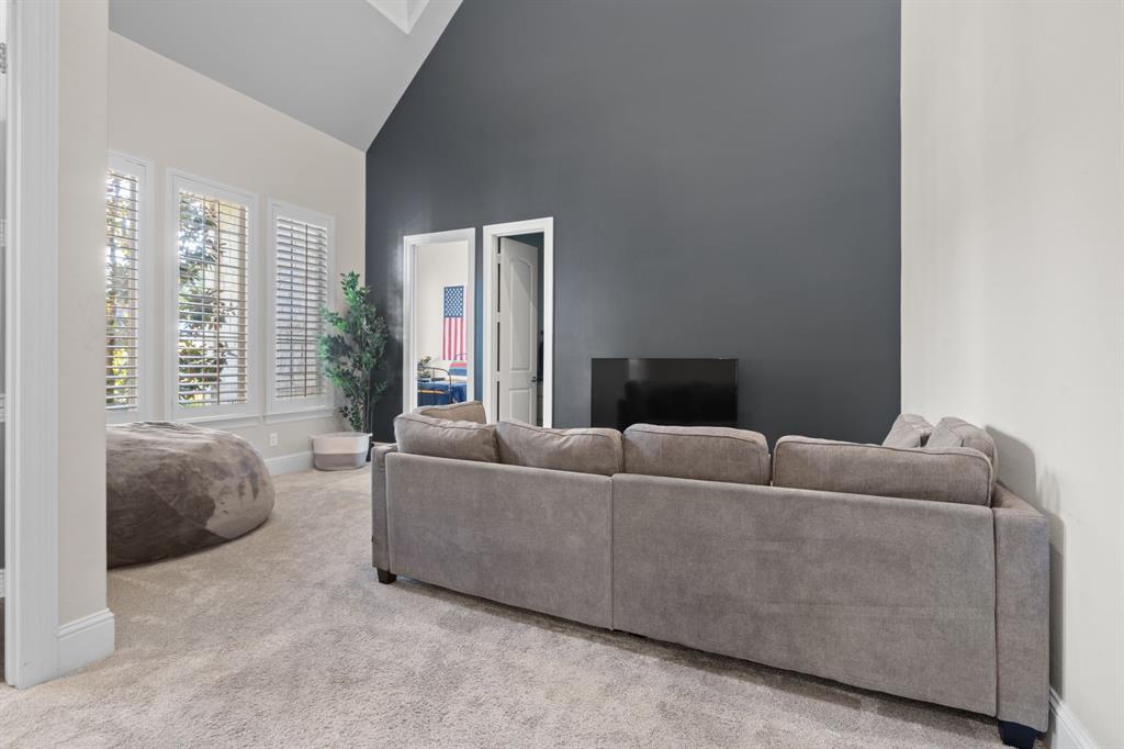 Estates at Greenspoint - Residential