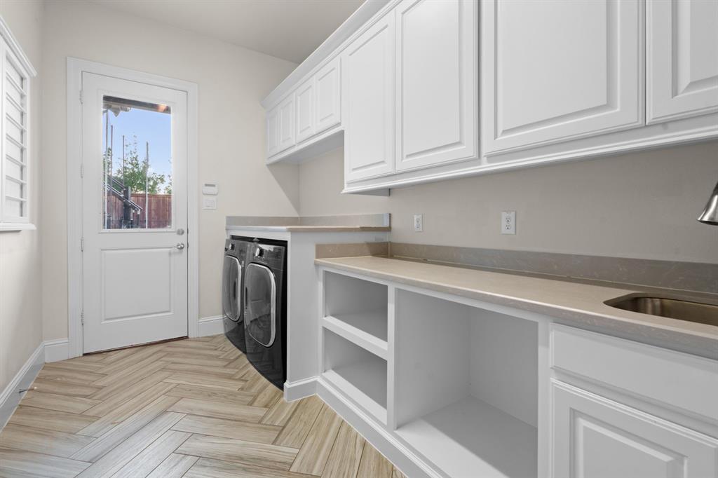 Estates at Greenspoint - Residential