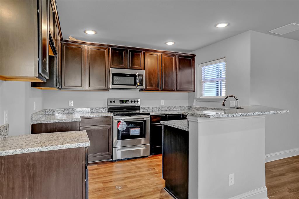 KRAWFORD PLACE ADDN REPLAT LT 1 BLK 1 KRAWFORD PLA - Residential Lease