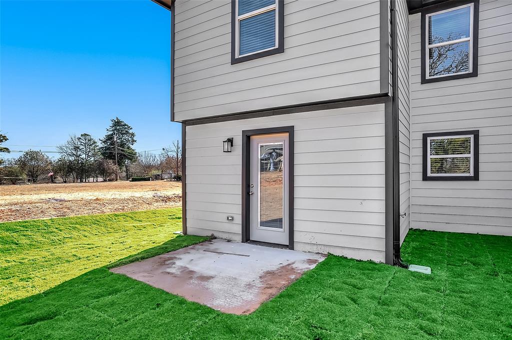 KRAWFORD PLACE ADDN REPLAT LT 1 BLK 1 KRAWFORD PLA - Residential Lease