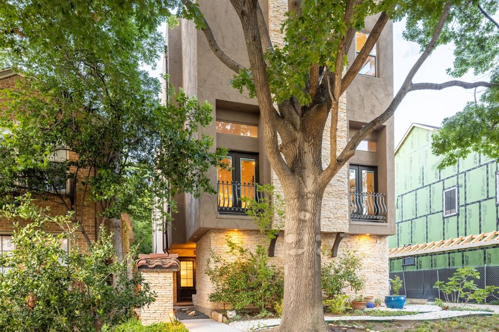 Metro Hawthorne - Residential
