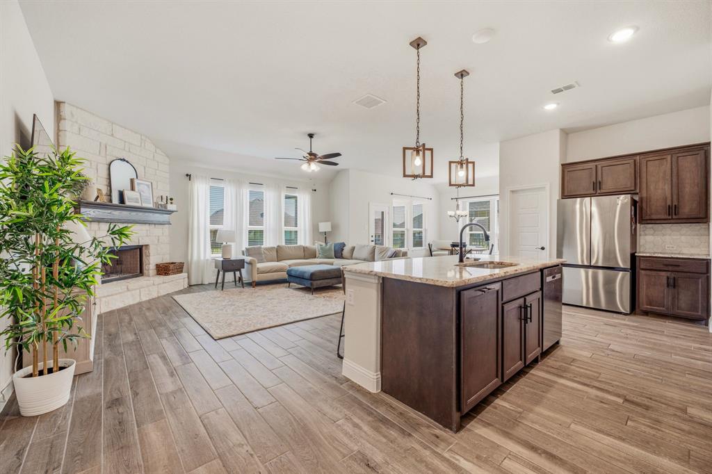 Abes Landing Ph 4b - Residential