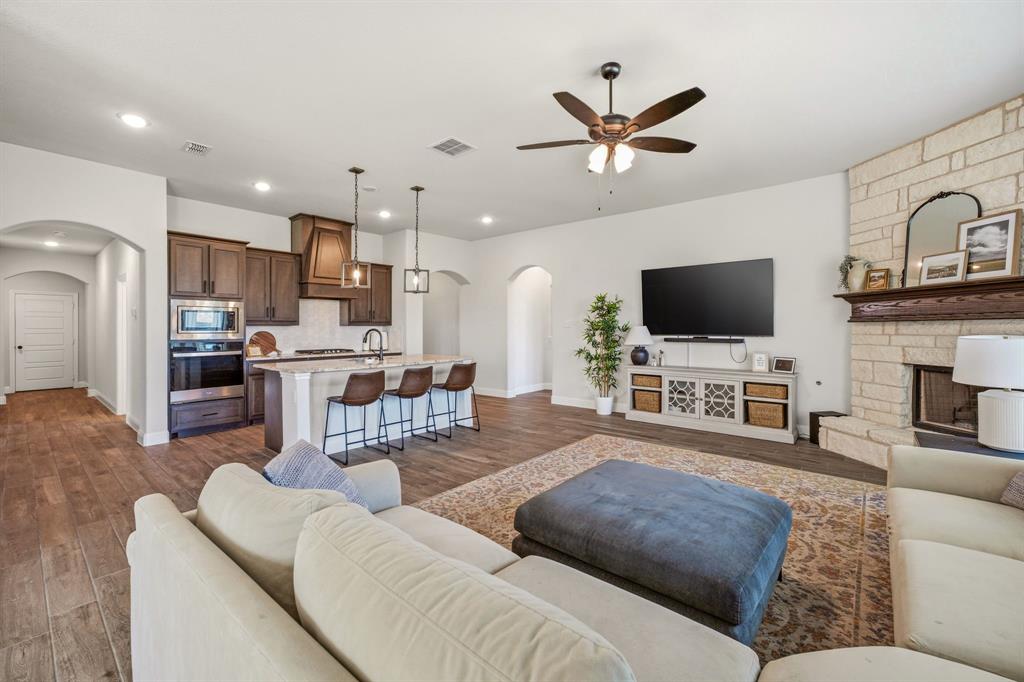 Abes Landing Ph 4b - Residential