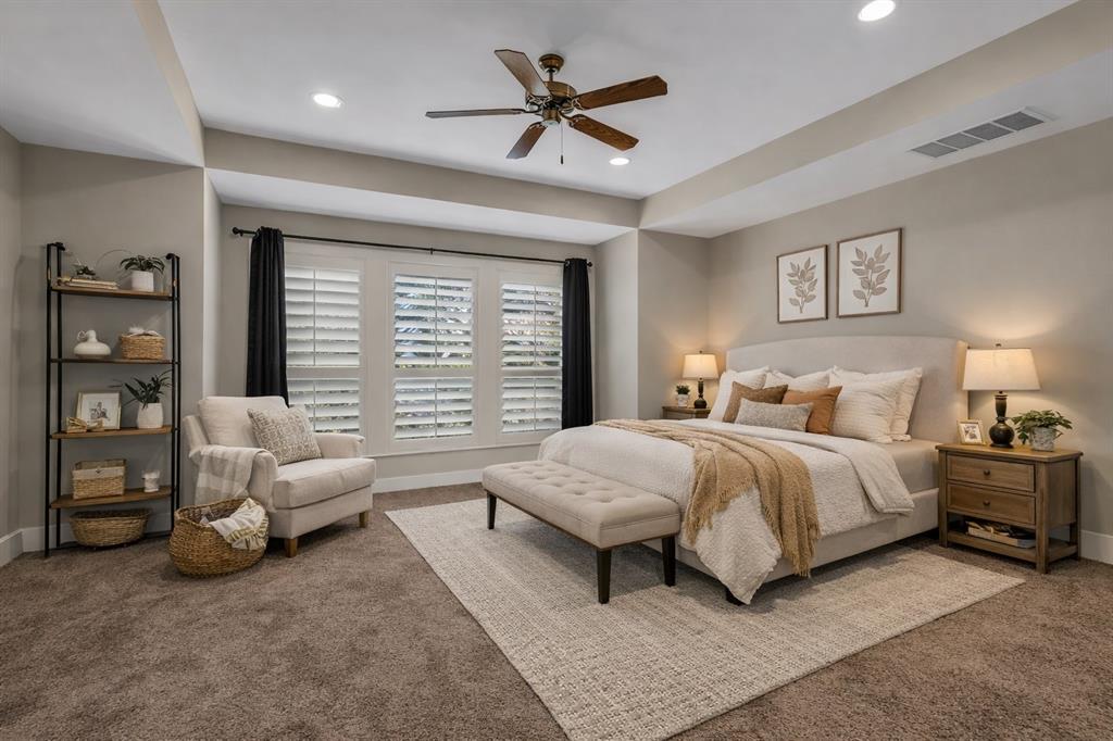 Shelby Court Oaklawn Condos - Residential