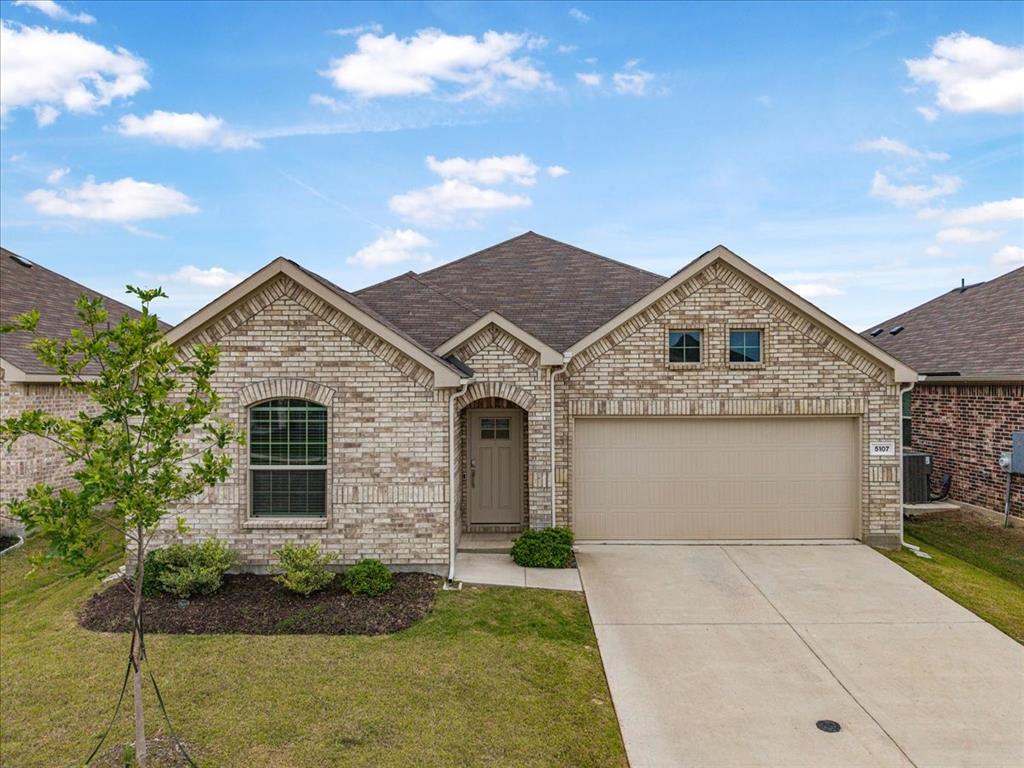Seller is OFFERING 5k in concessions with full list price! Move-in ready and upgraded beyond builder grade, this 3-bedroom, 2-bath home in the highly sought-after Bridgewater community won’t last long. Featuring a clean open-concept layout and luxury vinyl plank flooring throughout, this home is designed for both everyday living and easy entertaining.
The kitchen stands out with quartz countertops, ample workspace, and seamless flow into the living and dining areas—plus a huge walk-in pantry that offers exceptional storage and convenience. Throughout the home, you’ll find stylish modern upgrades including matte black cabinet hardware, upgraded kitchen and bathroom faucets, and custom wall moldings that add a polished, elevated feel.
Additional features like installed gutters and a crisp white garage exterior enhance both functionality and curb appeal. The spacious backyard offers plenty of room to relax, entertain, or customize to your liking.
Located in a growing community with access to amenities like a pool, parks, and walking trails, this home combines modern design, practical upgrades, and lifestyle convenience.
Don’t miss your opportunity to own a move-in ready home with standout finishes in one of Princeton’s most desirable neighborhoods.