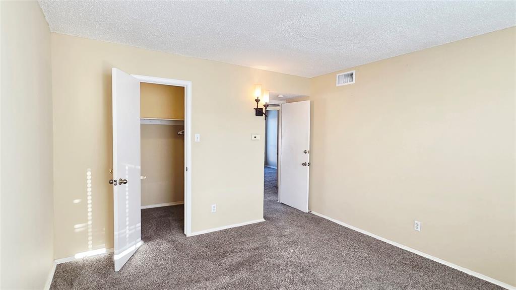 Richardson Life Style Twnhms - Residential