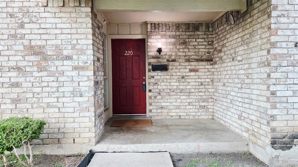 Richardson Life Style Twnhms - Residential