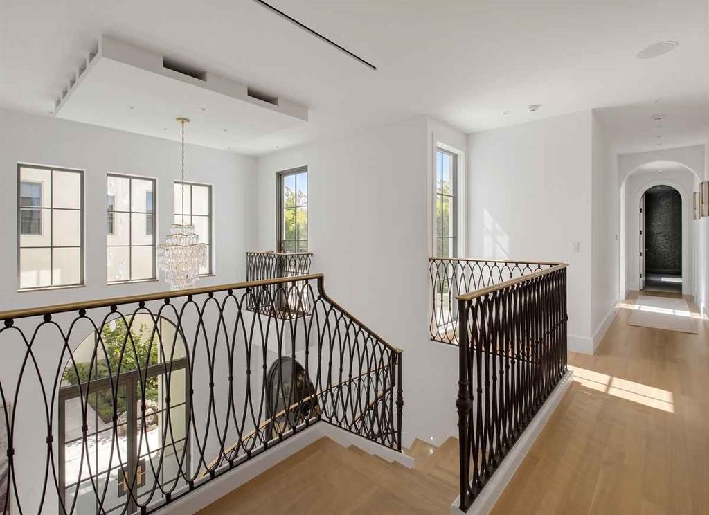 D H Choe Add - Residential