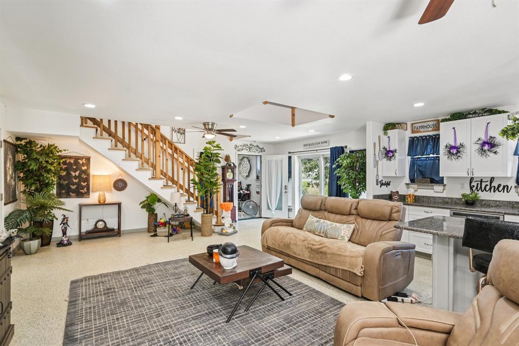 Ray Roberts Estate - Residential