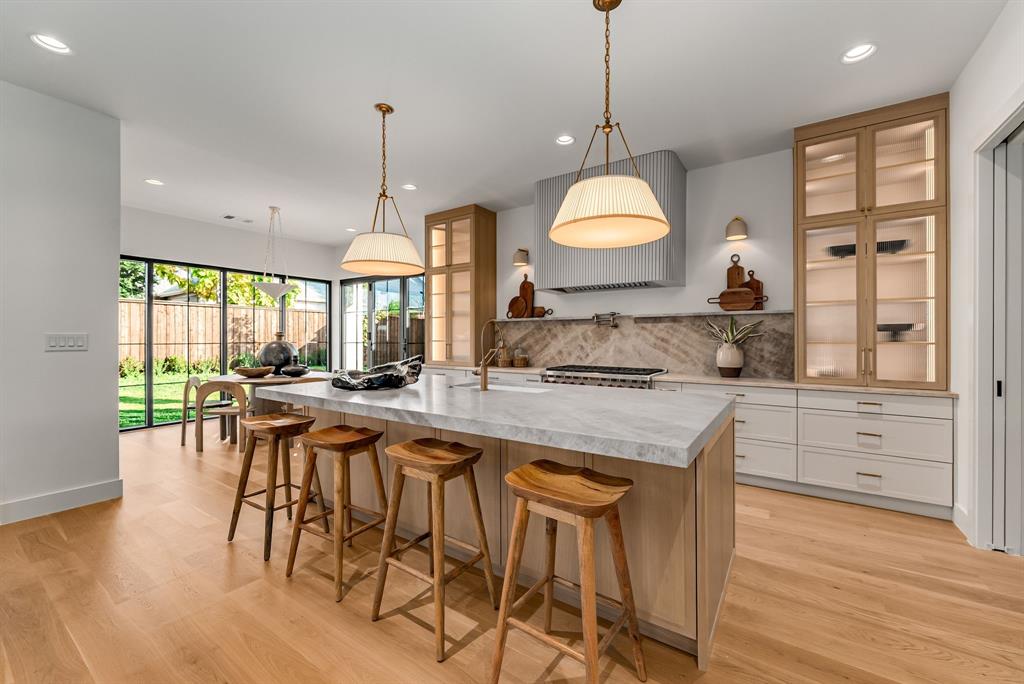Walnut Hill Manor - Residential